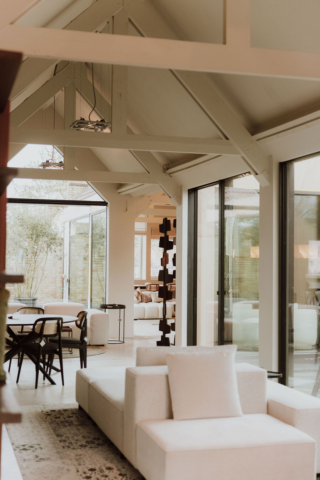 Designmeubelen bij Sanskriet in Brugge